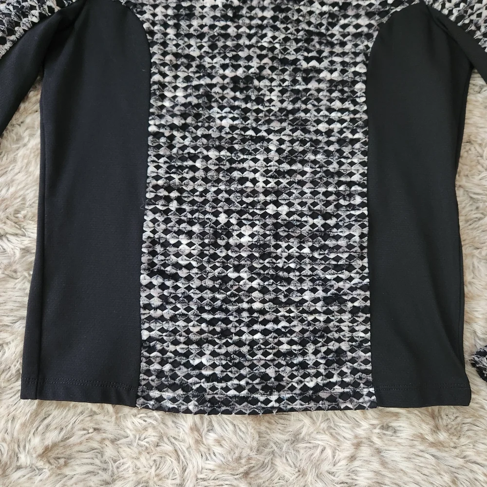 Nike‎ Pro Hyperwarm Long Sleeve Turtleneck Performance Top Women's Size Small